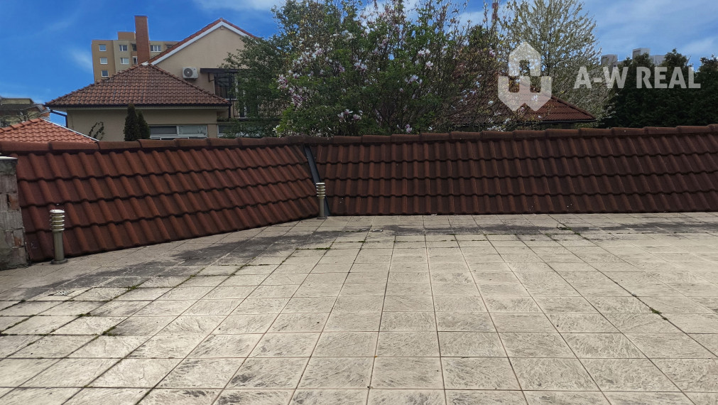 EXKLUZÍVNE LEN U NÁS! - Veľký rodinný dom - Dunajská Streda