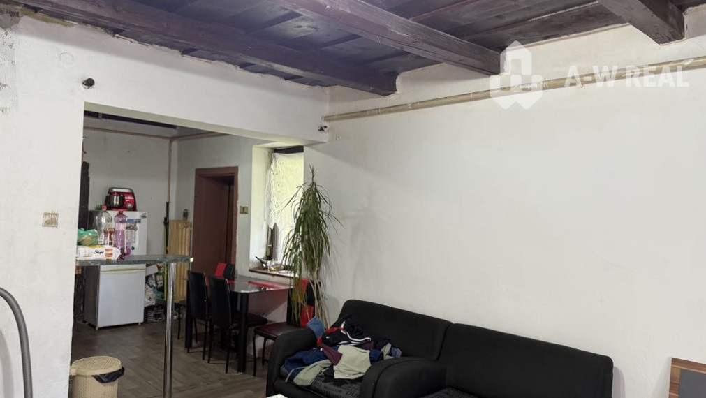 Starý domček s obrovským potenciálom v obci Jahodná