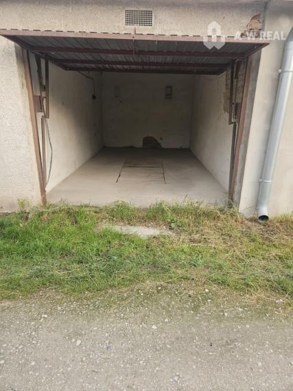 Ponhúkame na predaj garáž v meste Dunajská Streda, výborná lokalita