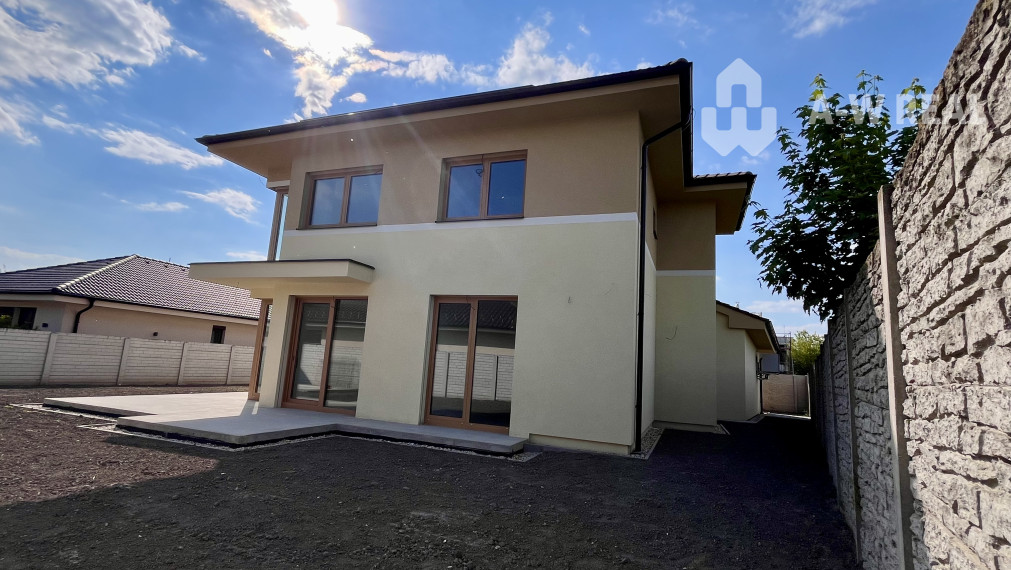 Jedinečný 5 izbový dom na predaj v TOP lokalite-GARDEN TOWN