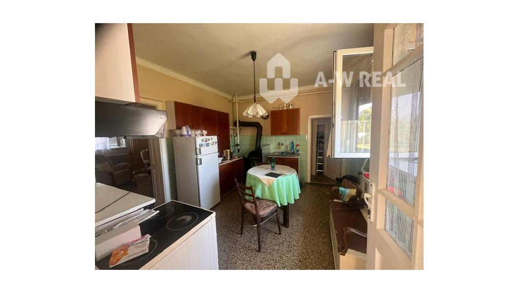 Rodinný dom na úžasnom pozemku.