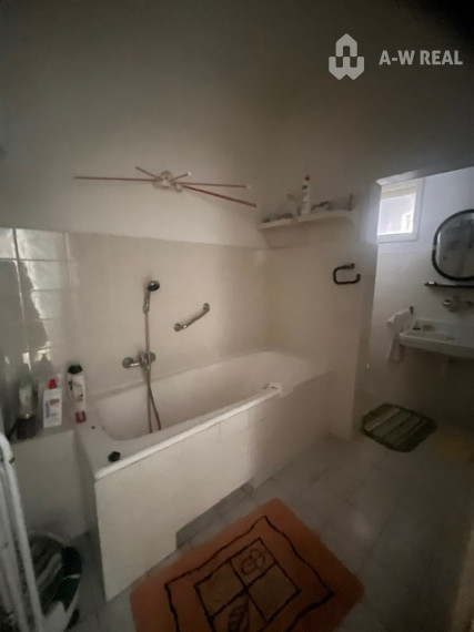 Rodinný dom na úžasnom pozemku.