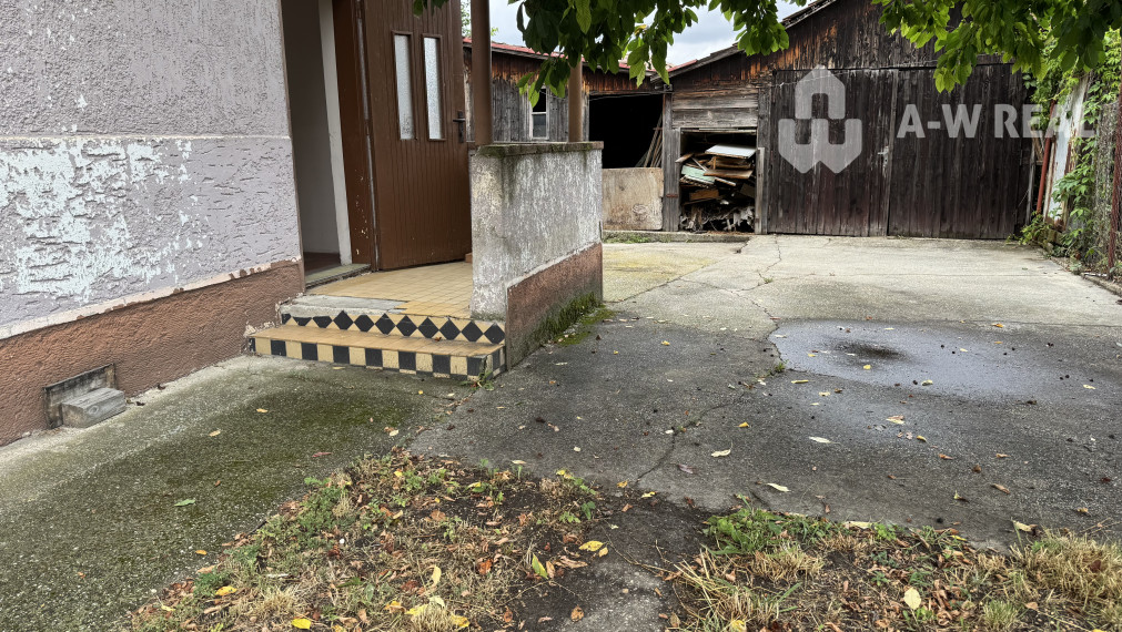 A-W REAL Ponúka na predaj 3izbový rodinný dom v Dobrohošti