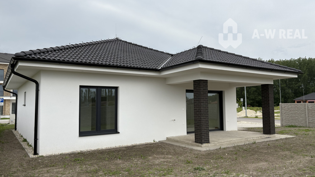 Skvelá ponuka! Nádherný, atraktívny, priestranný 4-i. rodinný dom na predaj v najvyhľadávanejšej časti mesta Dunajská Streda, FLORIDA VILLA PARK!!!