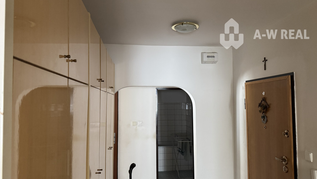 A-W REAL ponúka veľký 4-izbový slnečný byt