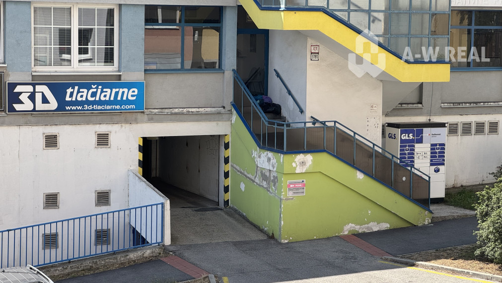 A-W REAL ponúka veľký 4-izbový slnečný byt