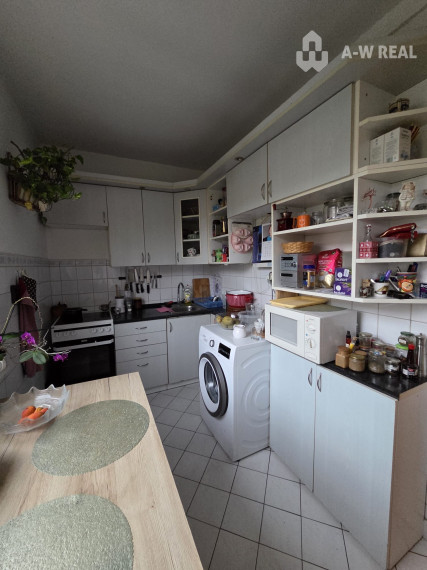 Aw-real ponúka na predaj 3izbový byt v Mosonmagyarovar