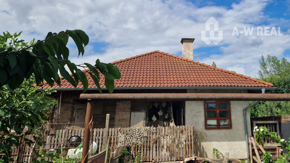 Na predaj 3 izbový rodinný dom s veľkým pozemkom