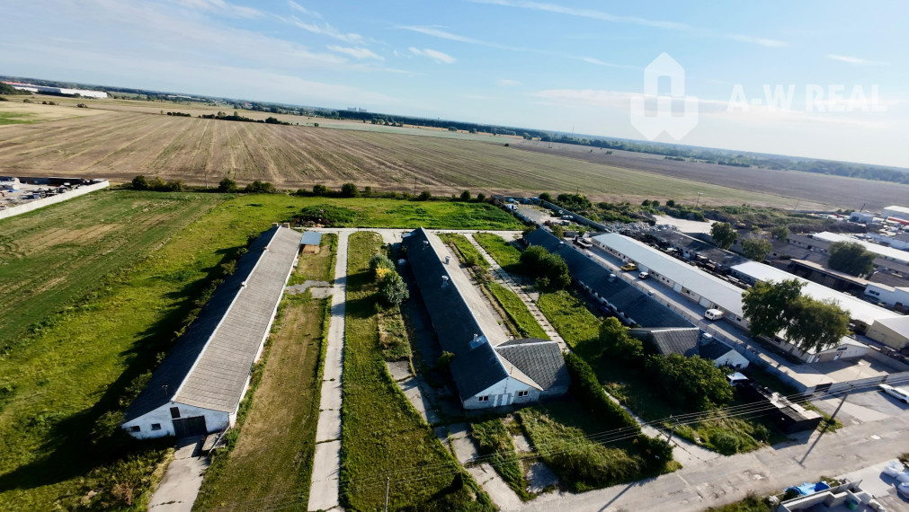 Kostolné Kračany - skladové - prevádzkové priestory na predaj za cenu pozemku