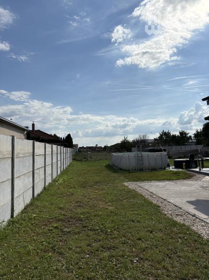 Na predaj: prerobený 5 + 1 izbový rodinný dom s priestrannou záhradou na 9 á pozemku v obci Kútniky pri Dunajskej Strede