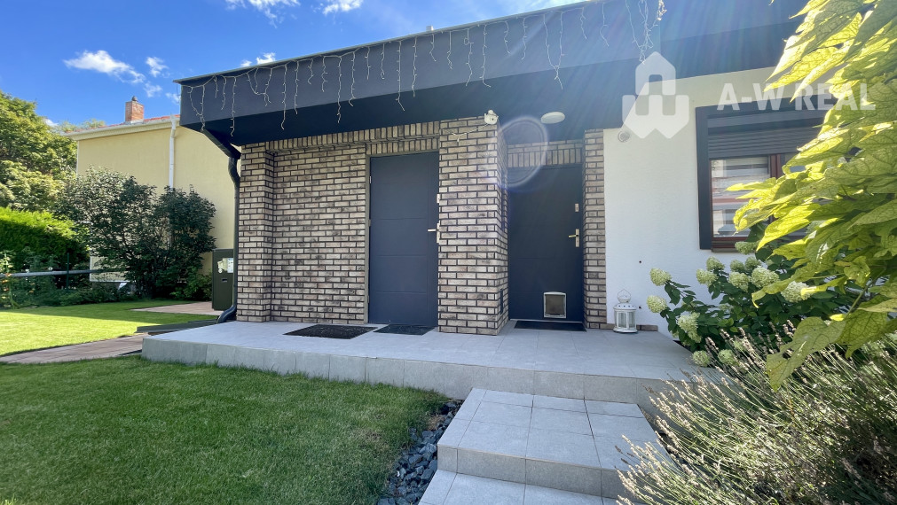 A-W REAL | RODINNÝ DOM S TEPELNÝM ČERPADLOM NA PREDAJ V DUNAJSKEJ STREDE