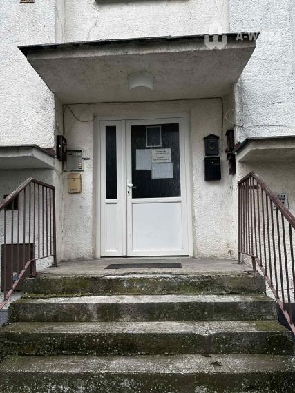 Predám 3 izbový byt s loggiou po kompletnej rekonštrukcii v obci Dolný Štál