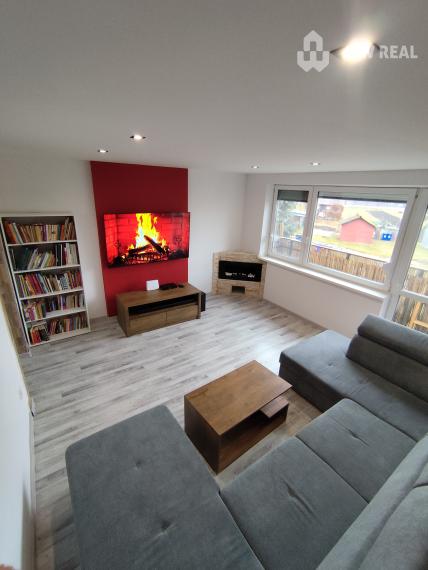 Predám 3 izbový byt s loggiou po kompletnej rekonštrukcii v obci Dolný Štál