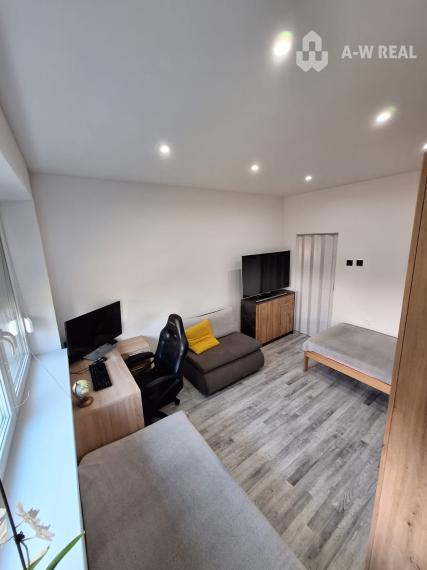 Predám 3 izbový byt s loggiou po kompletnej rekonštrukcii v obci Dolný Štál