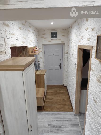 Predám 3 izbový byt s loggiou po kompletnej rekonštrukcii v obci Dolný Štál