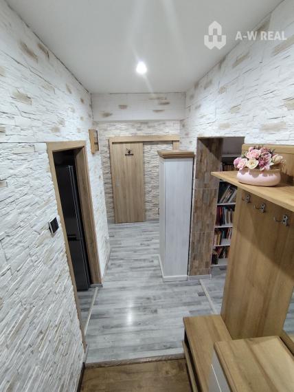 Predám 3 izbový byt s loggiou po kompletnej rekonštrukcii v obci Dolný Štál