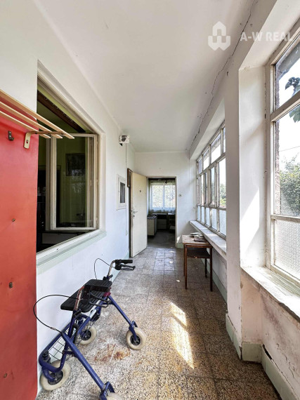 0918197701- Na predaj starší rodinný dom  s  veľkým pozemkom v obci Dunajský Klátov