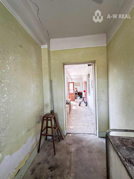 0918197701- Na predaj starší rodinný dom  s  veľkým pozemkom v obci Dunajský Klátov