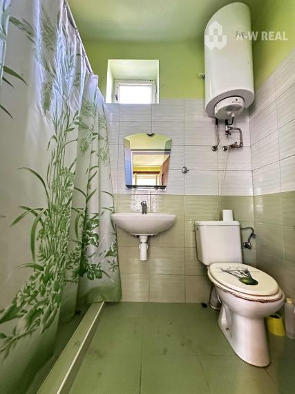 0918197701- Na predaj starší rodinný dom  s  veľkým pozemkom v obci Dunajský Klátov