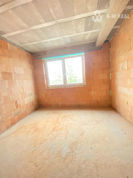 0918197701-Na predaj 5 izbový rodinný dom v obci Dunajský Klátov s možnosťou dokončenia na kľúč