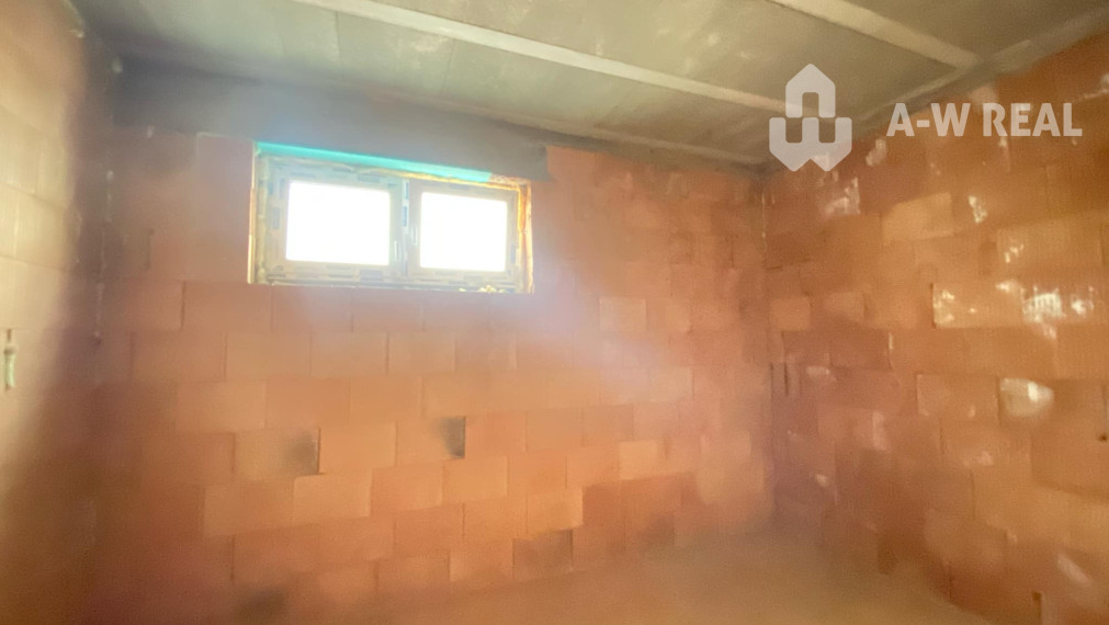 0918197701-Na predaj 5 izbový rodinný dom v obci Dunajský Klátov s možnosťou dokončenia na kľúč