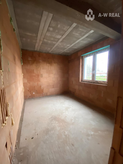 0918197701-Na predaj 5 izbový rodinný dom v obci Dunajský Klátov s možnosťou dokončenia na kľúč