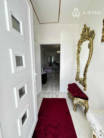 0918197701-Nasťahovať sa a bývať hneď — BOMBA ponuka! Na predaj  4 izbový bungalov s úžitkovou plochou 92,82  m2, s pozemkom 435 m2  a s bazénom  v obci Vrakúň/Nekyje na Ostrove 225000,-€