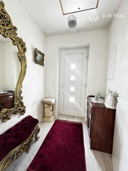 0918197701-Nasťahovať sa a bývať hneď — BOMBA ponuka! Na predaj  4 izbový bungalov s úžitkovou plochou 92,82  m2, s pozemkom 435 m2  a s bazénom  v obci Vrakúň/Nekyje na Ostrove 225000,-€