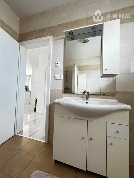 0918197701-Nasťahovať sa a bývať hneď — BOMBA ponuka! Na predaj  4 izbový bungalov s úžitkovou plochou 92,82  m2, s pozemkom 435 m2  a s bazénom  v obci Vrakúň/Nekyje na Ostrove 225000,-€