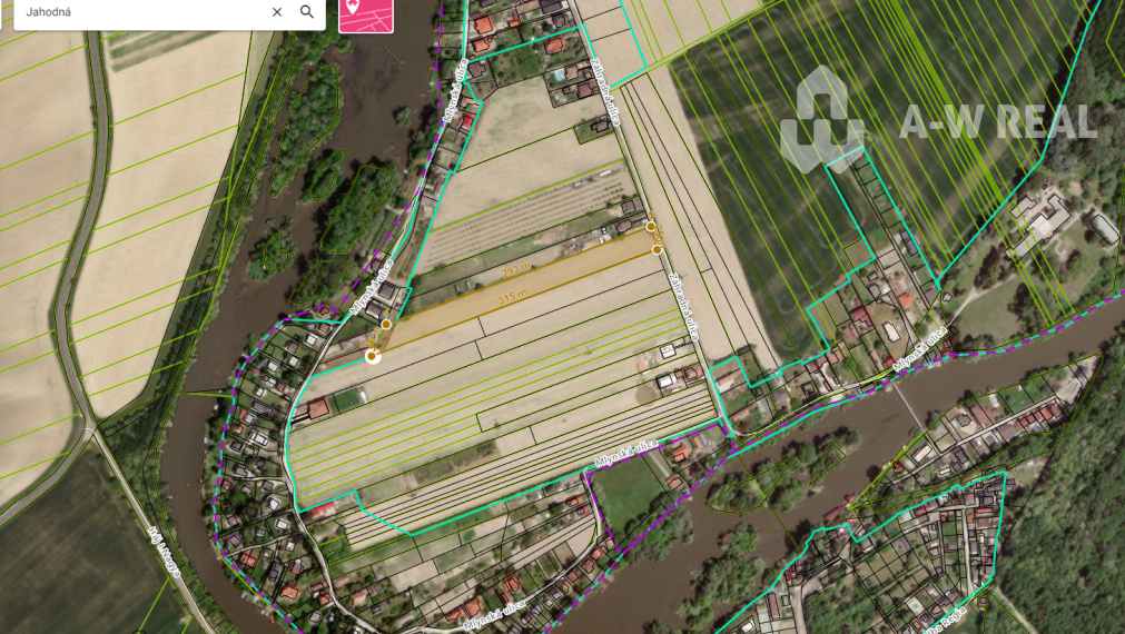 IIBA U NÁS !!  Na predaj investičný pozemok na výstavbu 1 rodinného domu - 7 467  m2  v obci Jahodná  DOHODA MOŽNÁ