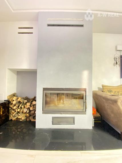 0918197701-307 900,- € NOVÁ CENA  !!!Na predaj krásny, štýlovo zariadený  5+1 izbový rodinný dom v obci Veľké Dvorníky