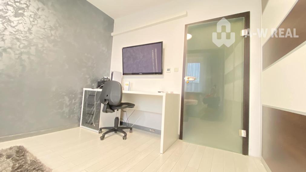 0918197701-307 900,- € NOVÁ CENA  !!!Na predaj krásny, štýlovo zariadený  5+1 izbový rodinný dom v obci Veľké Dvorníky