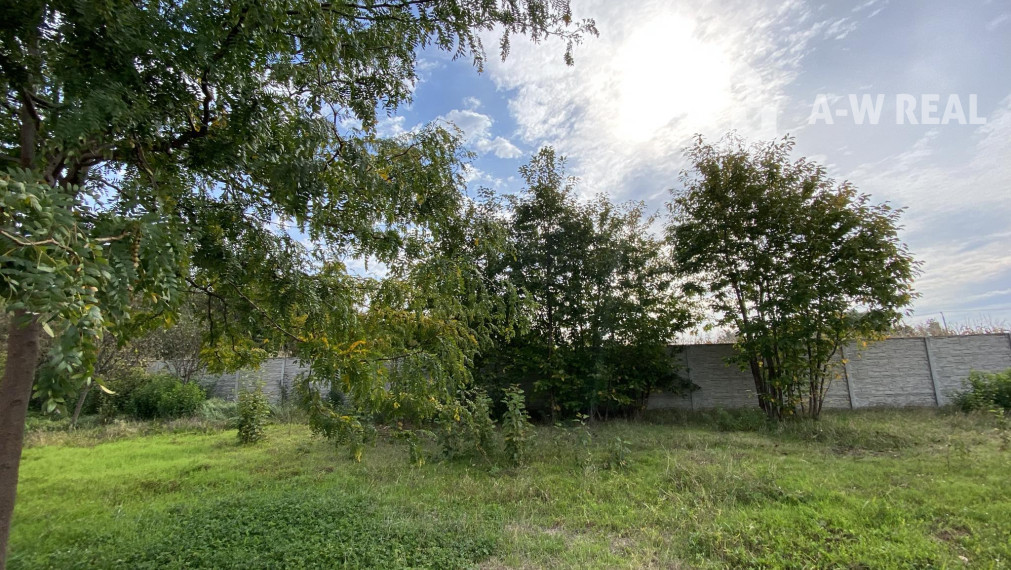 Na predaj stavebný pozemok na stavbu RD v Gabčíkove / 95 000,- EUR