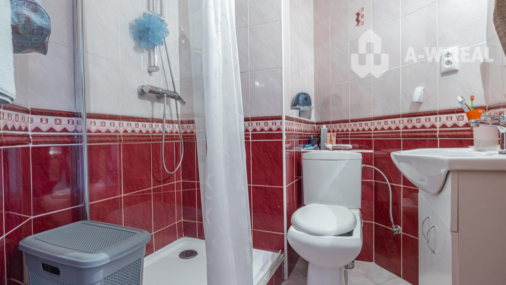 0918197701-Na predaj 5 izbový poschodový rodinný dom s 2 garážou v Dunajskej Strede - 228 000,-€