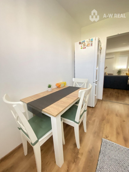 Na prenájom kompletne zariadený 3 izbový byt na Nám. SNP v Dunajskej Strede