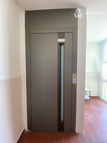 Na prenájom kompletne zariadený 3 izbový byt na Nám. SNP v Dunajskej Strede