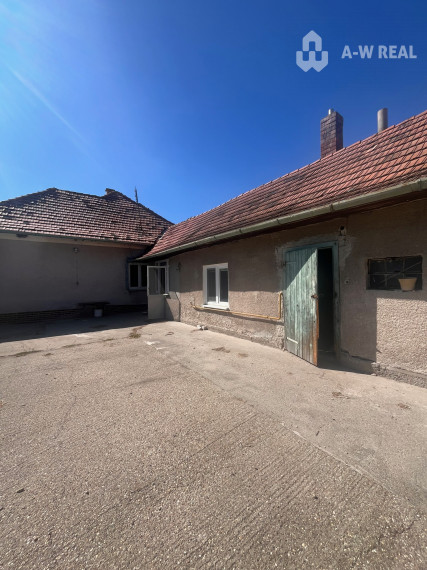 Rodinný dom okamžite obývateľný.