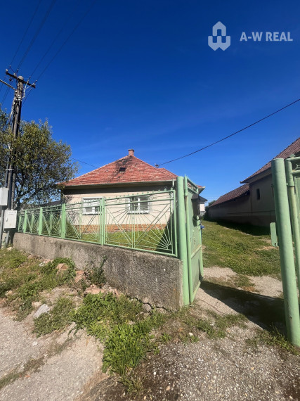 Rodinný dom okamžite obývateľný.