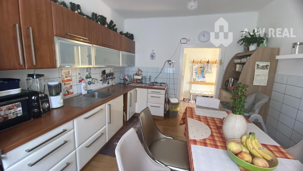 Skvelá ponuka!!! Na predaj 2,5-izbový rodinný dom v Dunajskej Strede, krásny veľký pozemok 748 m2, 2x garáž, nový altánok (100 m od Nemocnice)