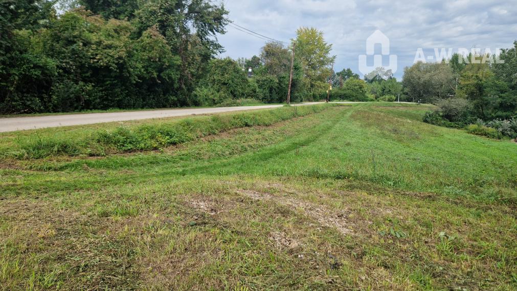Na predaj rekreačný pozemok pri Dunaji - Gabčíkovo