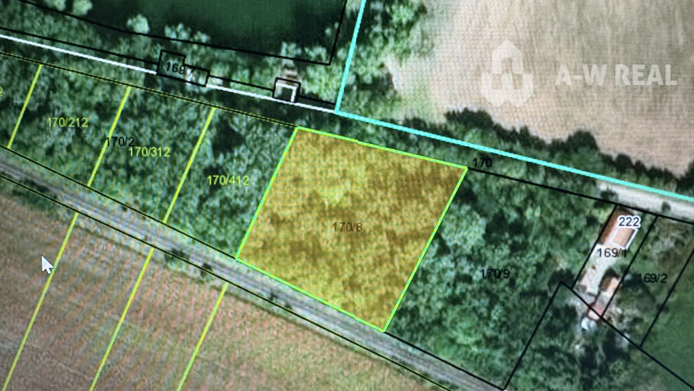 PREDAJ: investičný pozemok v obci Kútniky!!!