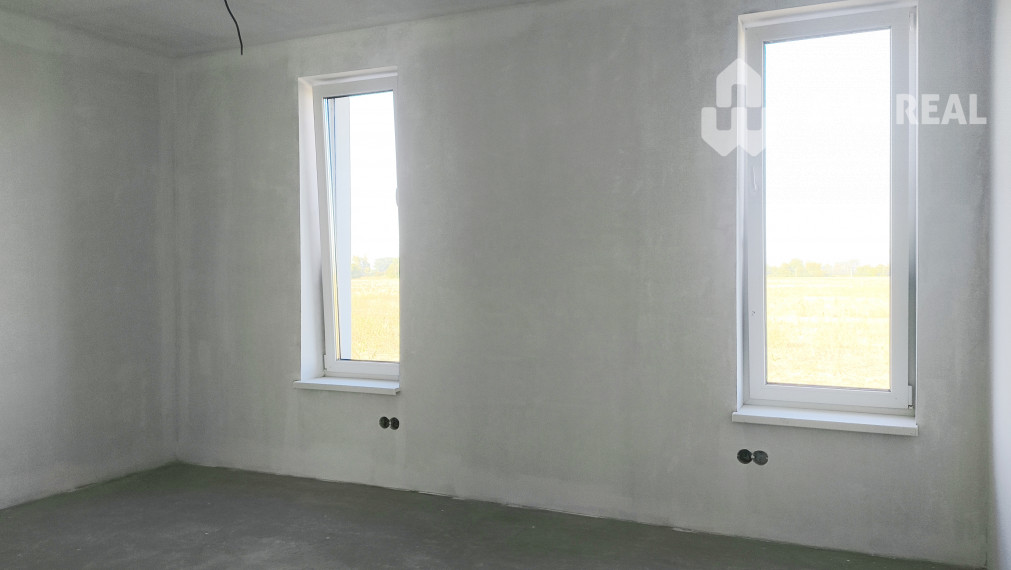 LEN U NÁS! Veľký 4izbový dom(dvojdom) v obci Vrakúň