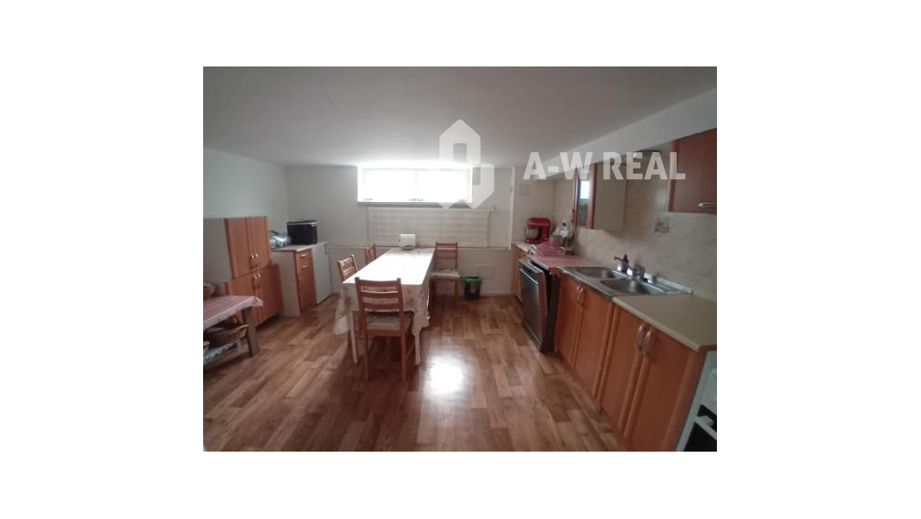 Rodinný dom blízko centra mesta .