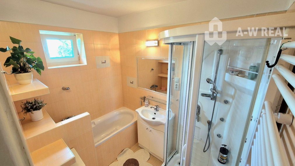 Rodinný dom blízko centra mesta .