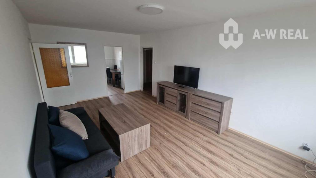 DUNAJSKÁ STREDA – PREROBENÝ 3-IZBOVÝ BYT V SEVERNE ČASTI MESTA