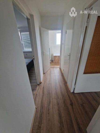 DUNAJSKÁ STREDA – PREROBENÝ 3-IZBOVÝ BYT V SEVERNE ČASTI MESTA