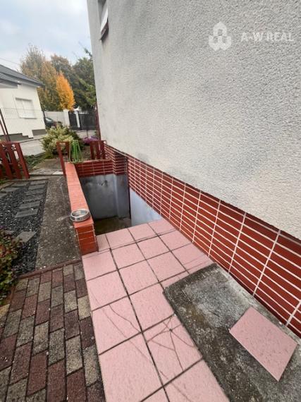 Znížená cena. Dvojgeneračný rodinný dom blízko centra mesta.