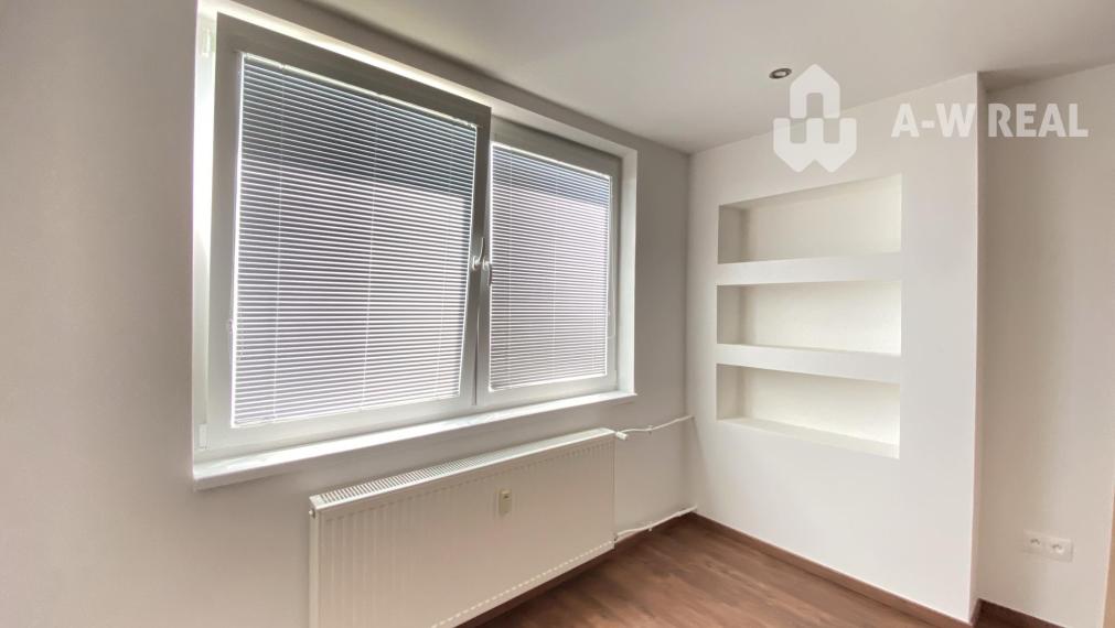 0918197701-Na prenájom  3 izbový byt po rekonštrukcii s balkónom na ulici Ružový háj v Dunajskej Strede