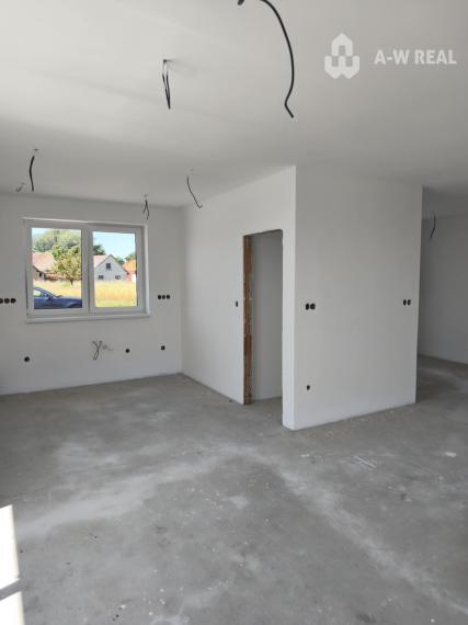 Znížená cena!!!NOVOSTAVBA: Krásny, atraktívny, priestranný 4-izbový rodinný dom so štandardnou výbavou na predaj v obci Povoda, 1 km od Dunajskej Stredy, pozemok 700 m2