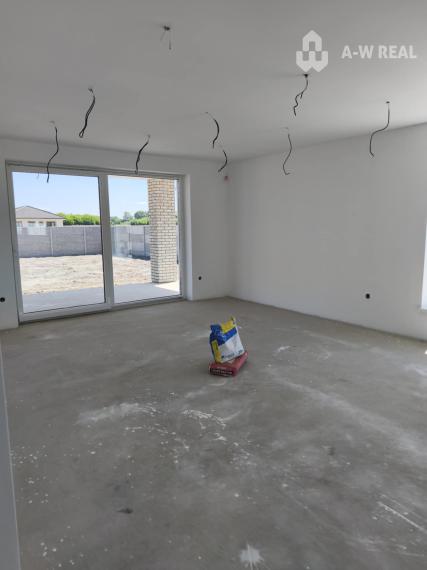 Znížená cena!!!NOVOSTAVBA: Krásny, atraktívny, priestranný 4-izbový rodinný dom so štandardnou výbavou na predaj v obci Povoda, 1 km od Dunajskej Stredy, pozemok 700 m2